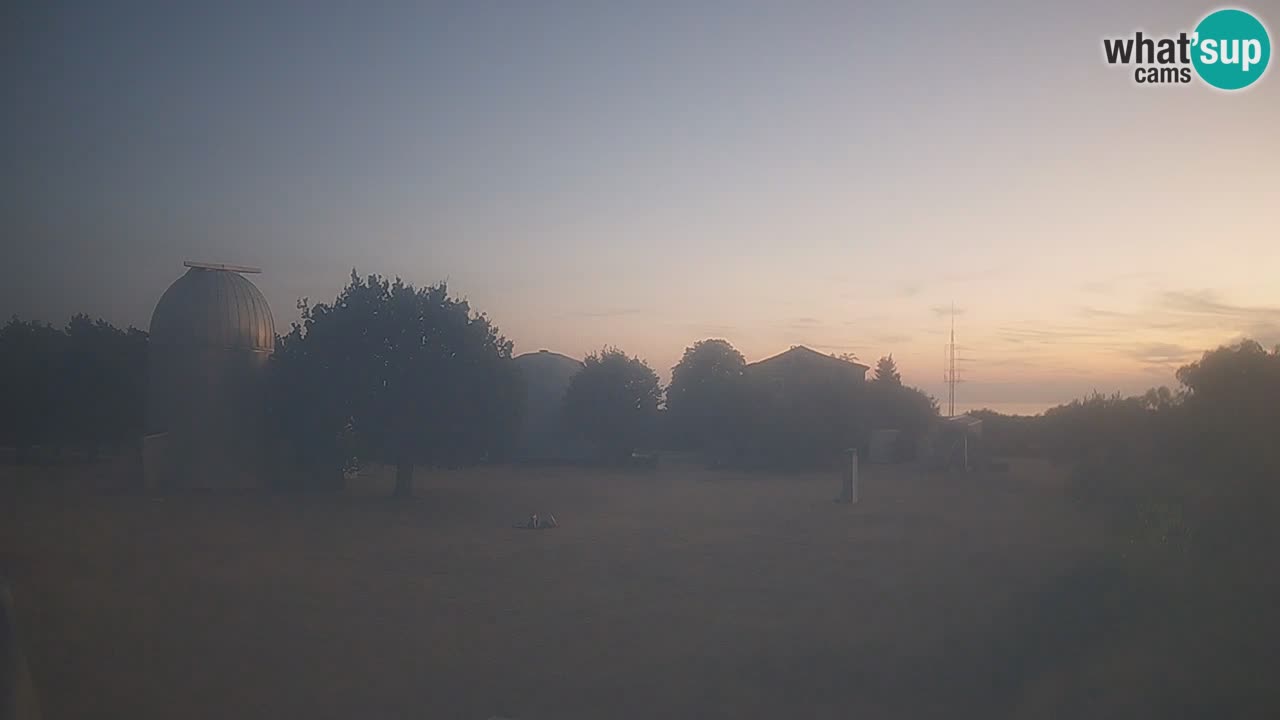 Višnjan-Observatorium Live Webcam – Explore the Sky, Asteroids, Comets, and Meteoroids