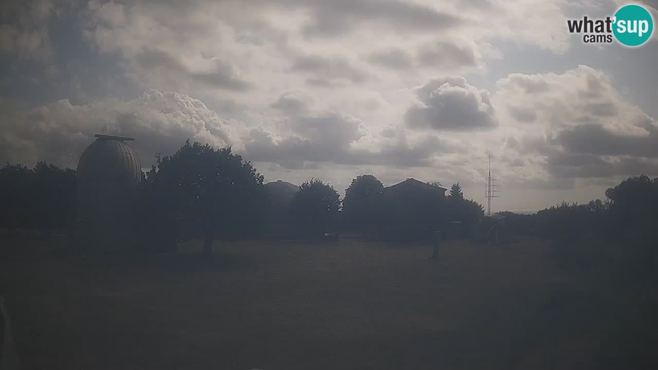 Webcam en direct de l’Observatoire de Višnjan – Explorez le ciel, les astéroïdes, les comètes et les météoroïdes