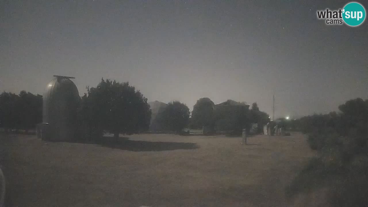 Višnjan-Observatorium Live Webcam – Explore the Sky, Asteroids, Comets, and Meteoroids