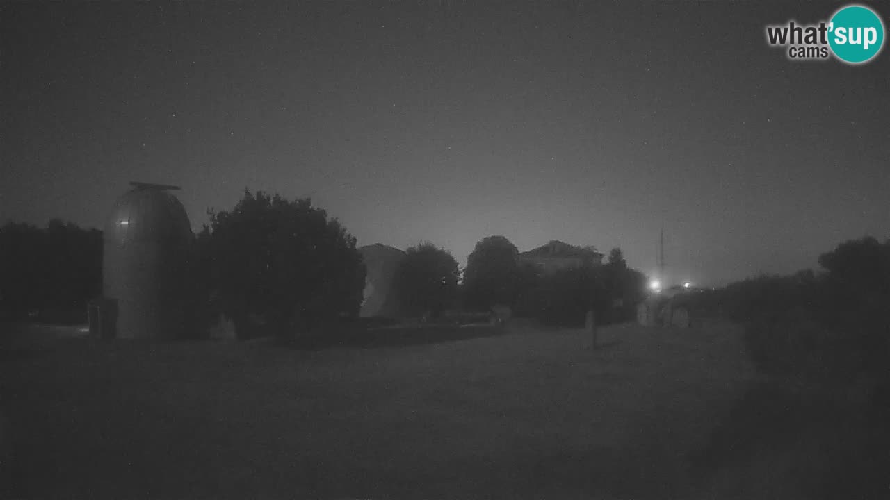 Cámara web en vivo del Observatorio de Višnjan: explora el cielo, los asteroides, cometas y meteoroides