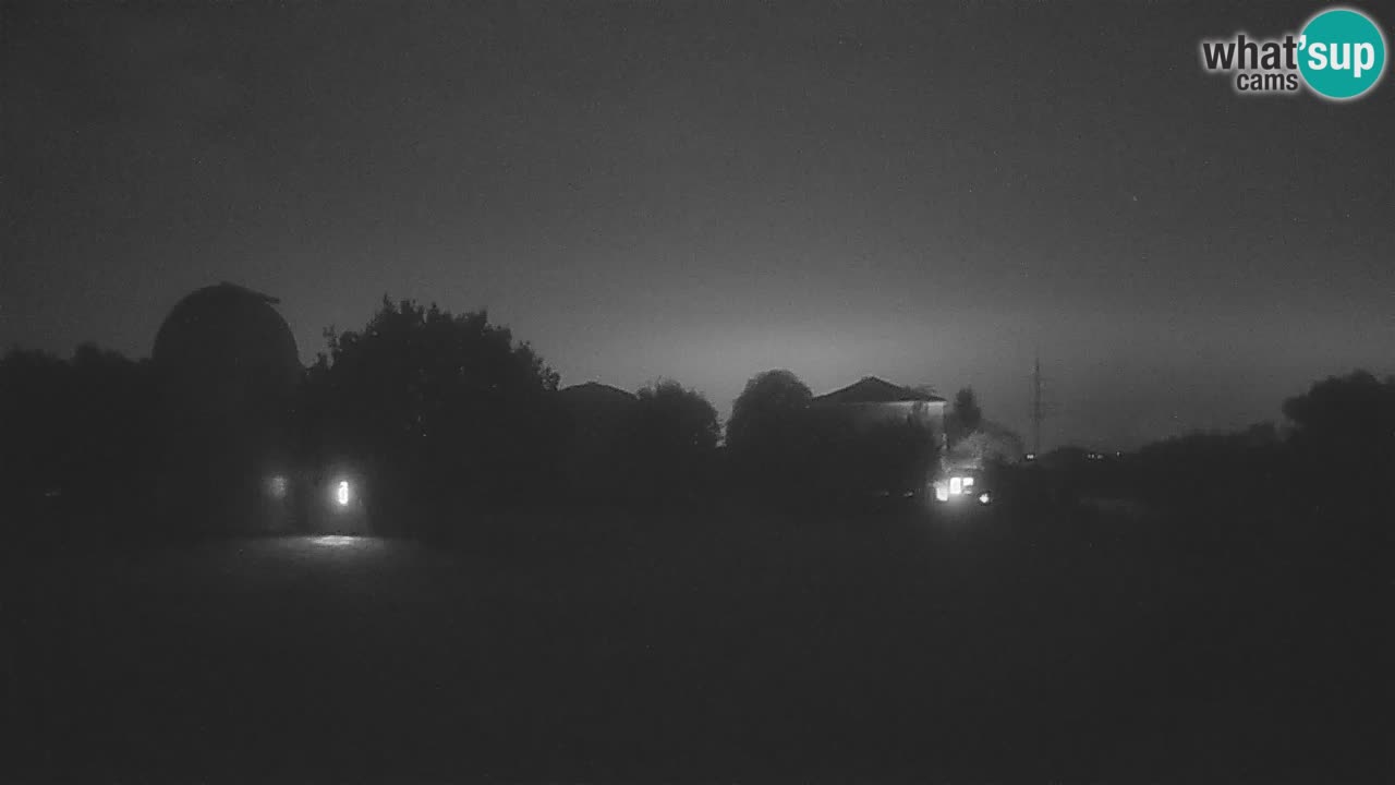 Višnjan Observatory Live Webcam – Explore the Sky, Asteroids, Comets, and Meteoroids