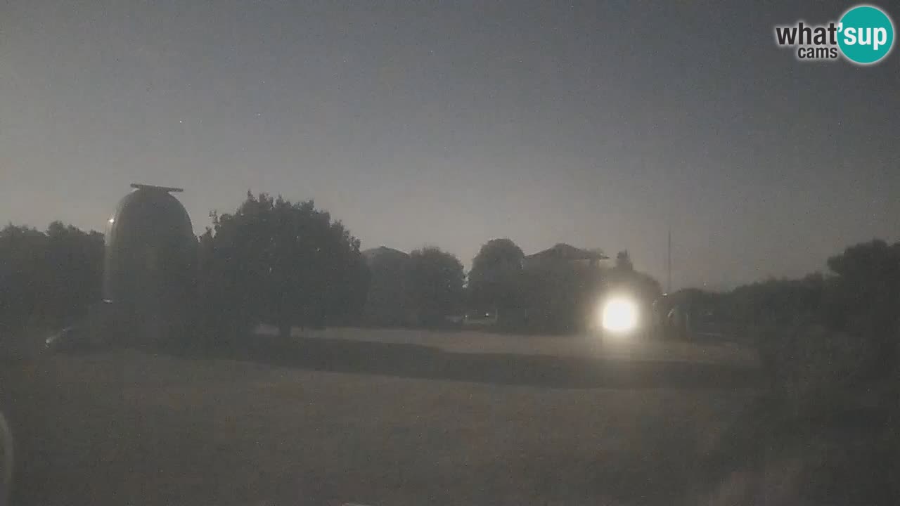 Webcam live dell’Osservatorio di  – Esplora il cielo, gli asteroidi, i comete e i meteoroidi.