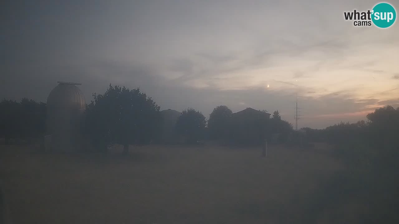 Webcam en direct de l’Observatoire de Višnjan – Explorez le ciel, les astéroïdes, les comètes et les météoroïdes