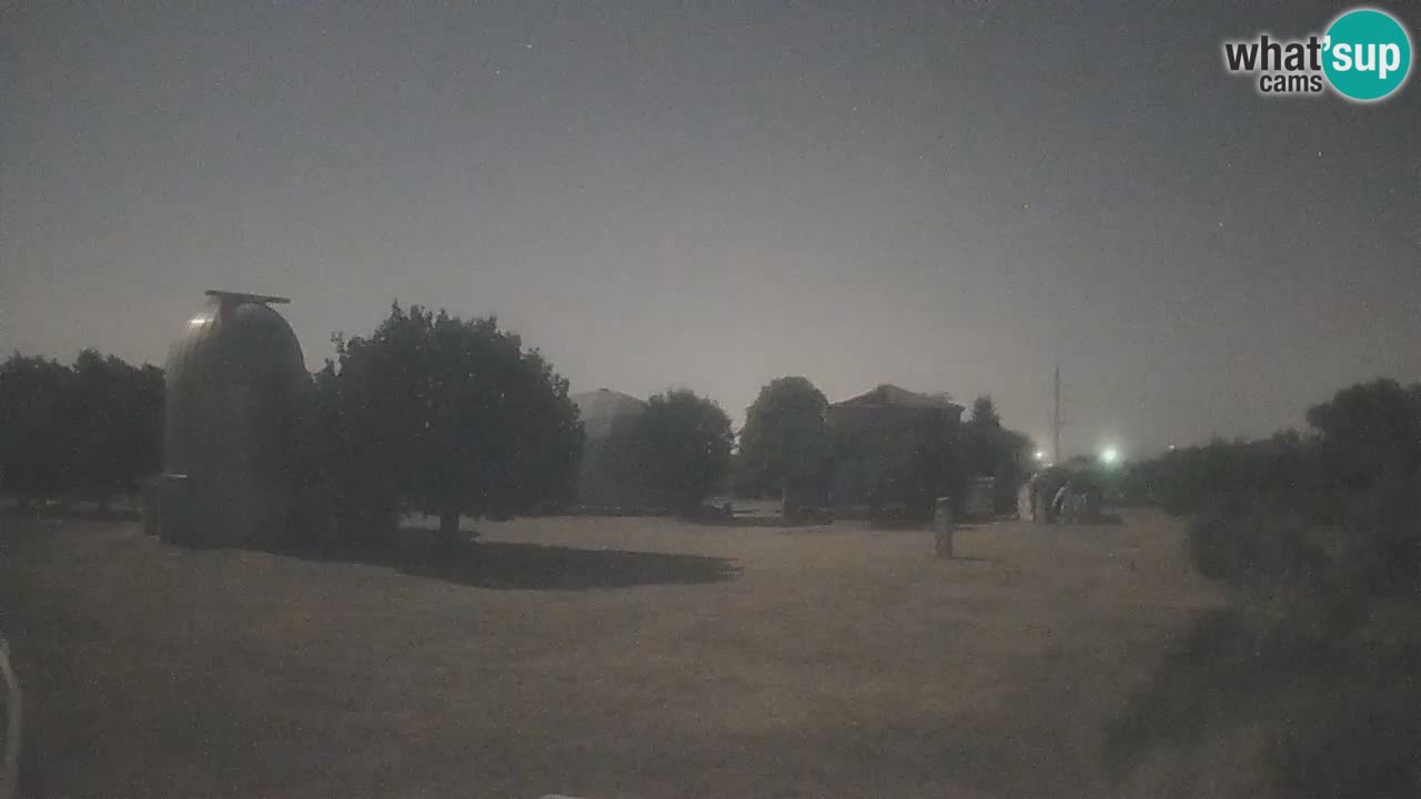 Višnjan-Observatorium Live Webcam – Explore the Sky, Asteroids, Comets, and Meteoroids