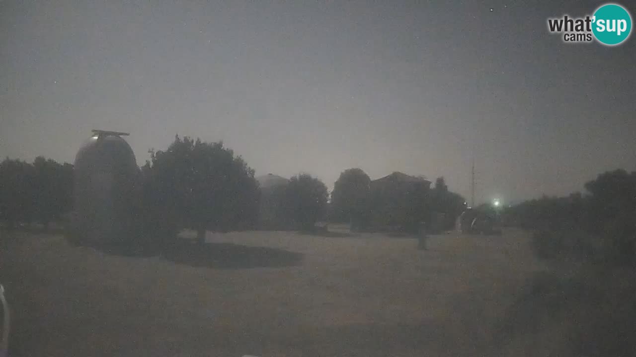 Višnjan-Observatorium Live Webcam – Explore the Sky, Asteroids, Comets, and Meteoroids