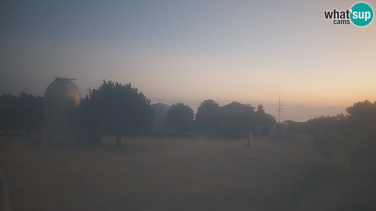 Višnjan-Observatorium Live Webcam – Explore the Sky, Asteroids, Comets, and Meteoroids