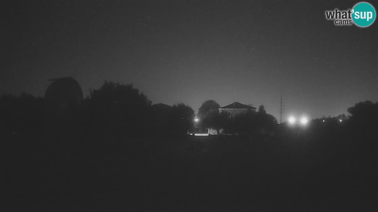 Višnjan-Observatorium Live Webcam – Explore the Sky, Asteroids, Comets, and Meteoroids