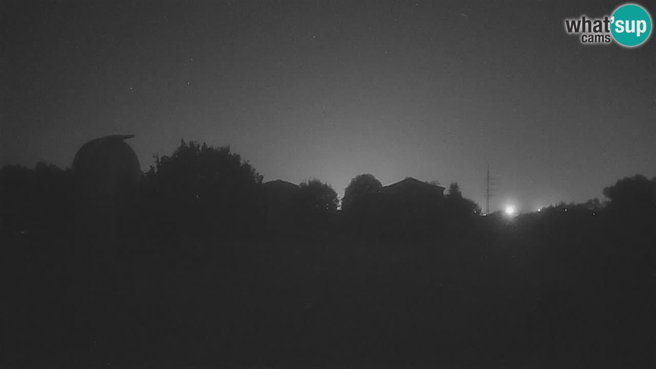 Cámara web en vivo del Observatorio de Višnjan: explora el cielo, los asteroides, cometas y meteoroides