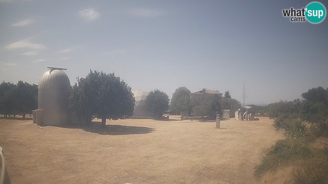 Webcam en direct de l’Observatoire de Višnjan – Explorez le ciel, les astéroïdes, les comètes et les météoroïdes