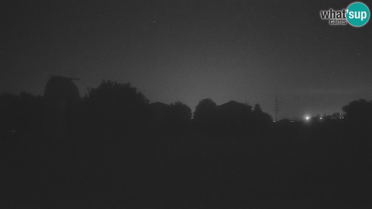 Višnjan Observatory Live Webcam – Explore the Sky, Asteroids, Comets, and Meteoroids