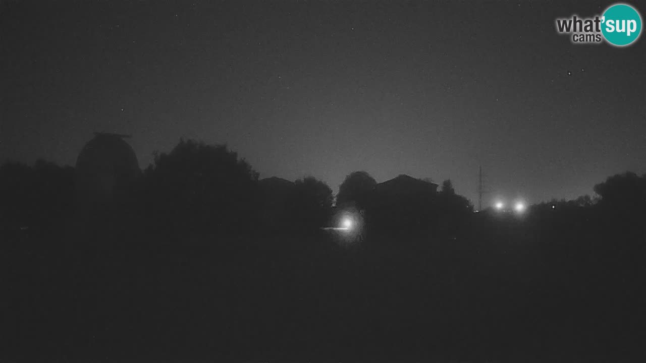 Višnjan-Observatorium Live Webcam – Explore the Sky, Asteroids, Comets, and Meteoroids