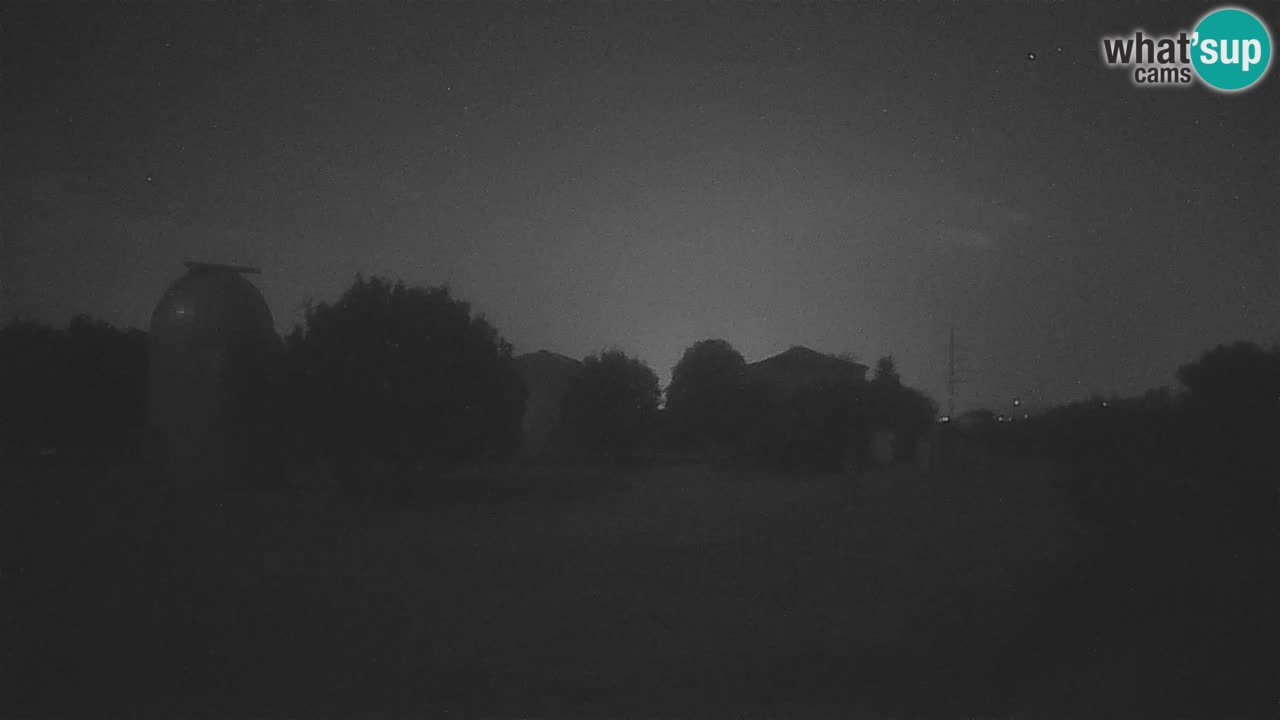 Višnjan-Observatorium Live Webcam – Explore the Sky, Asteroids, Comets, and Meteoroids