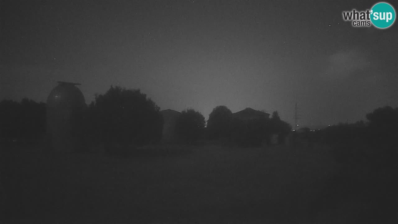 Webcam en direct de l’Observatoire de Višnjan – Explorez le ciel, les astéroïdes, les comètes et les météoroïdes