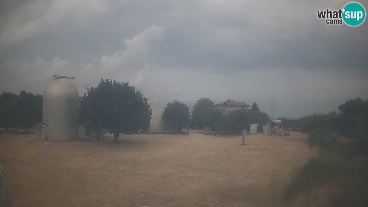 Webcam live dell’Osservatorio di  – Esplora il cielo, gli asteroidi, i comete e i meteoroidi.