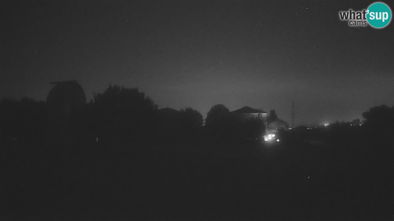 Webcam en direct de l’Observatoire de Višnjan – Explorez le ciel, les astéroïdes, les comètes et les météoroïdes