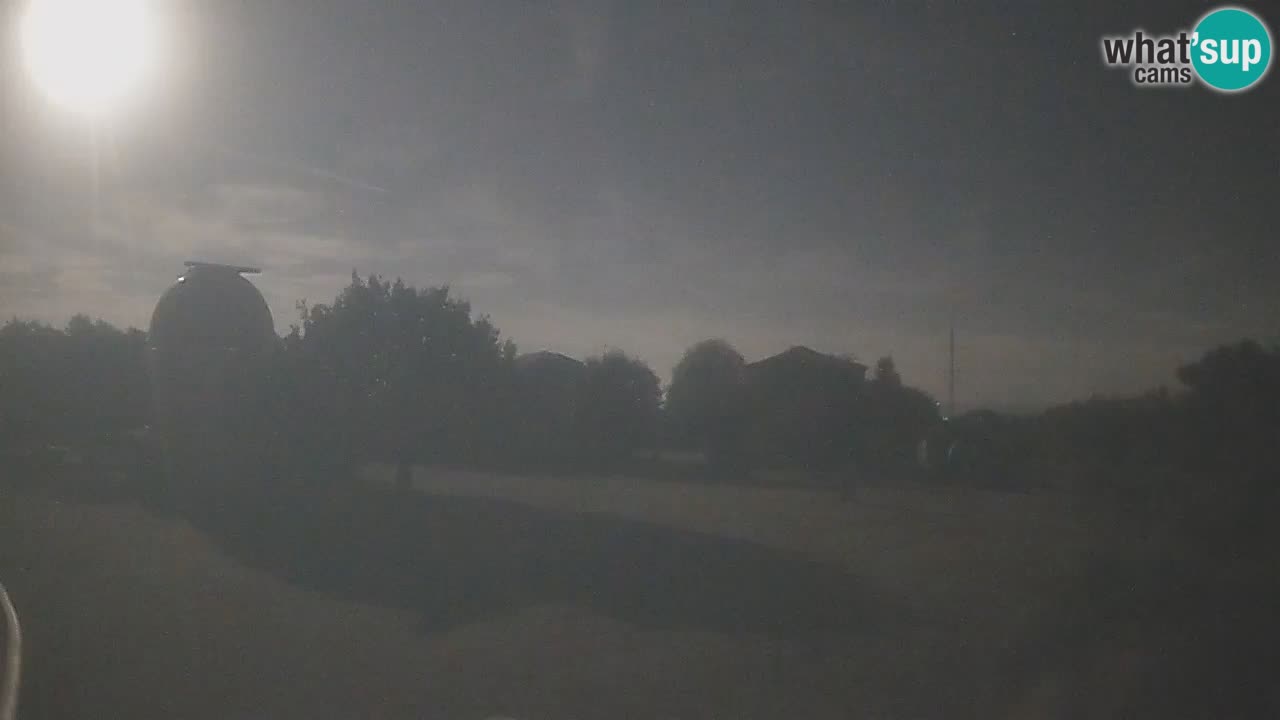 Webcam en direct de l’Observatoire de Višnjan – Explorez le ciel, les astéroïdes, les comètes et les météoroïdes