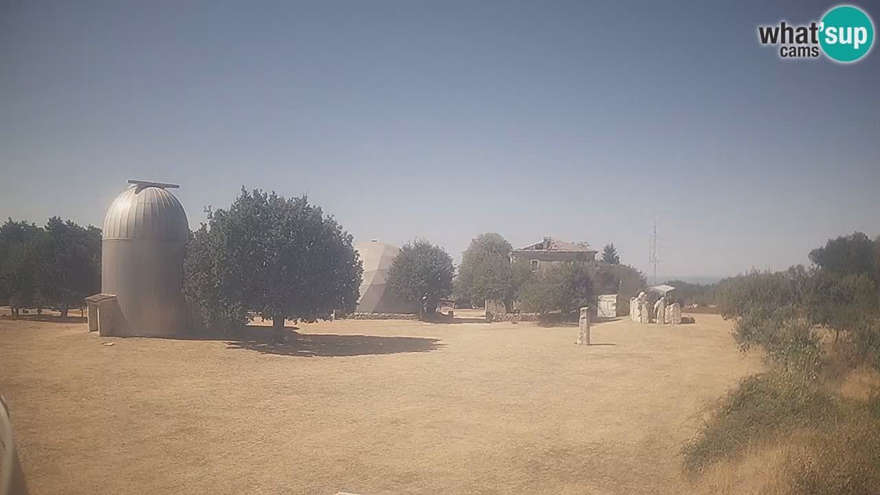 Webcam en direct de l’Observatoire de Višnjan – Explorez le ciel, les astéroïdes, les comètes et les météoroïdes