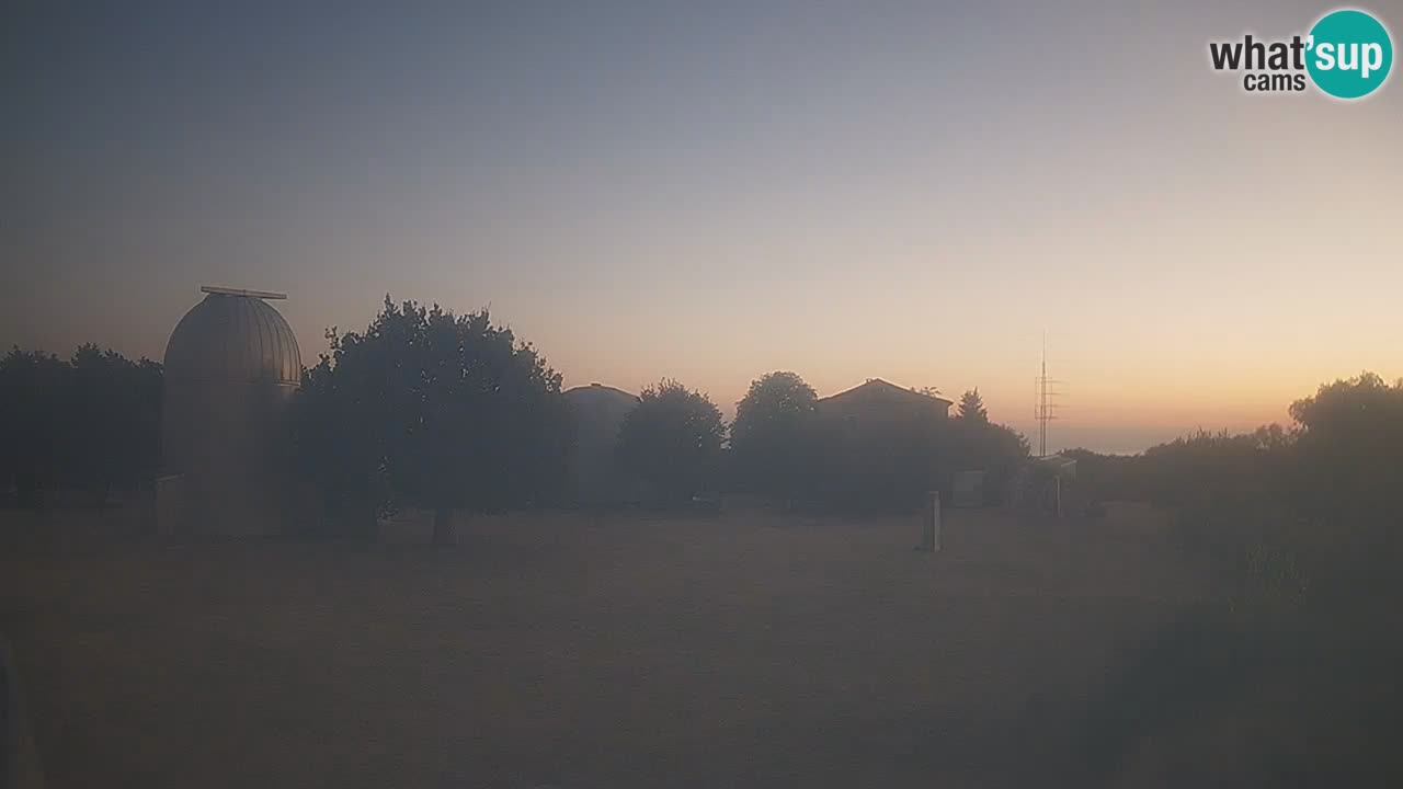 Webcam en direct de l’Observatoire de Višnjan – Explorez le ciel, les astéroïdes, les comètes et les météoroïdes