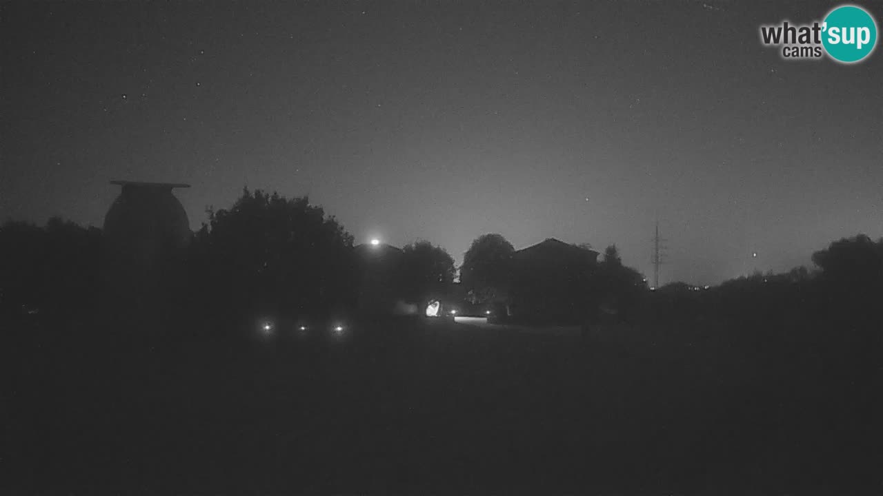 Observatorij Višnjan spletna kamera – Odkrivajte nebo, asteroide, komete in meteorite