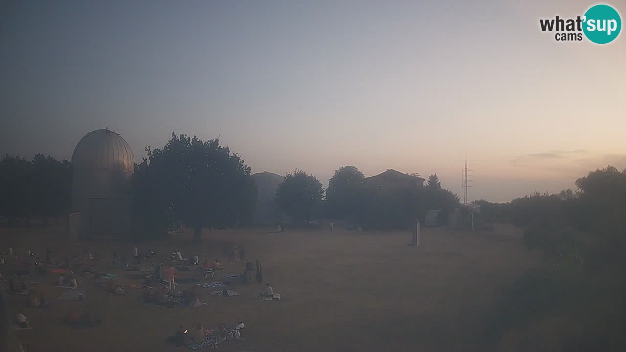 Višnjan Observatory Live Webcam – Explore the Sky, Asteroids, Comets, and Meteoroids