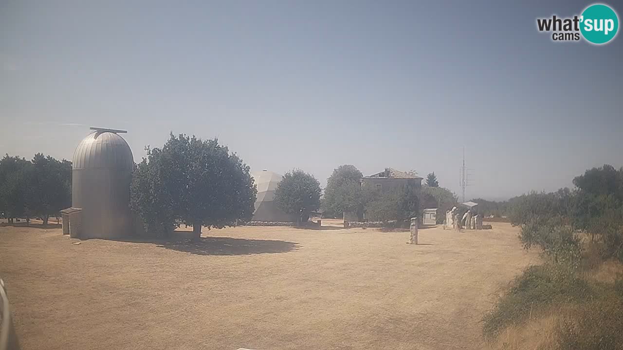 Webcam en direct de l’Observatoire de Višnjan – Explorez le ciel, les astéroïdes, les comètes et les météoroïdes