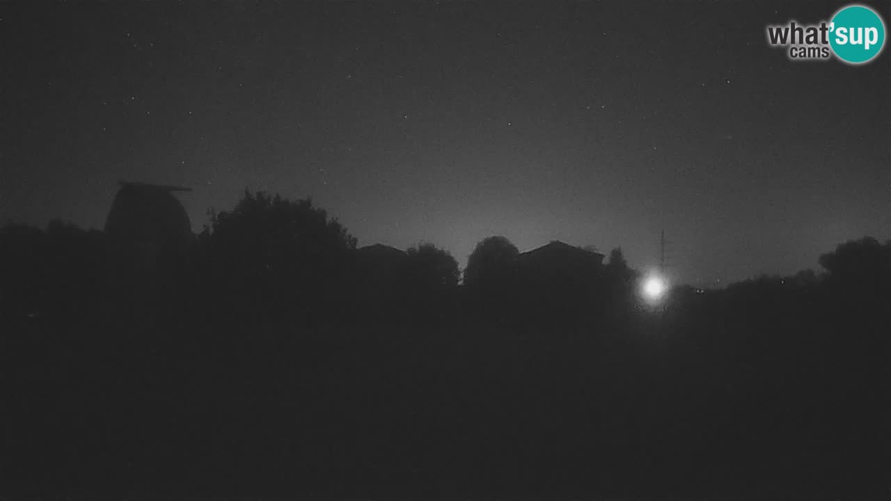 Višnjan Observatory Live Webcam – Explore the Sky, Asteroids, Comets, and Meteoroids