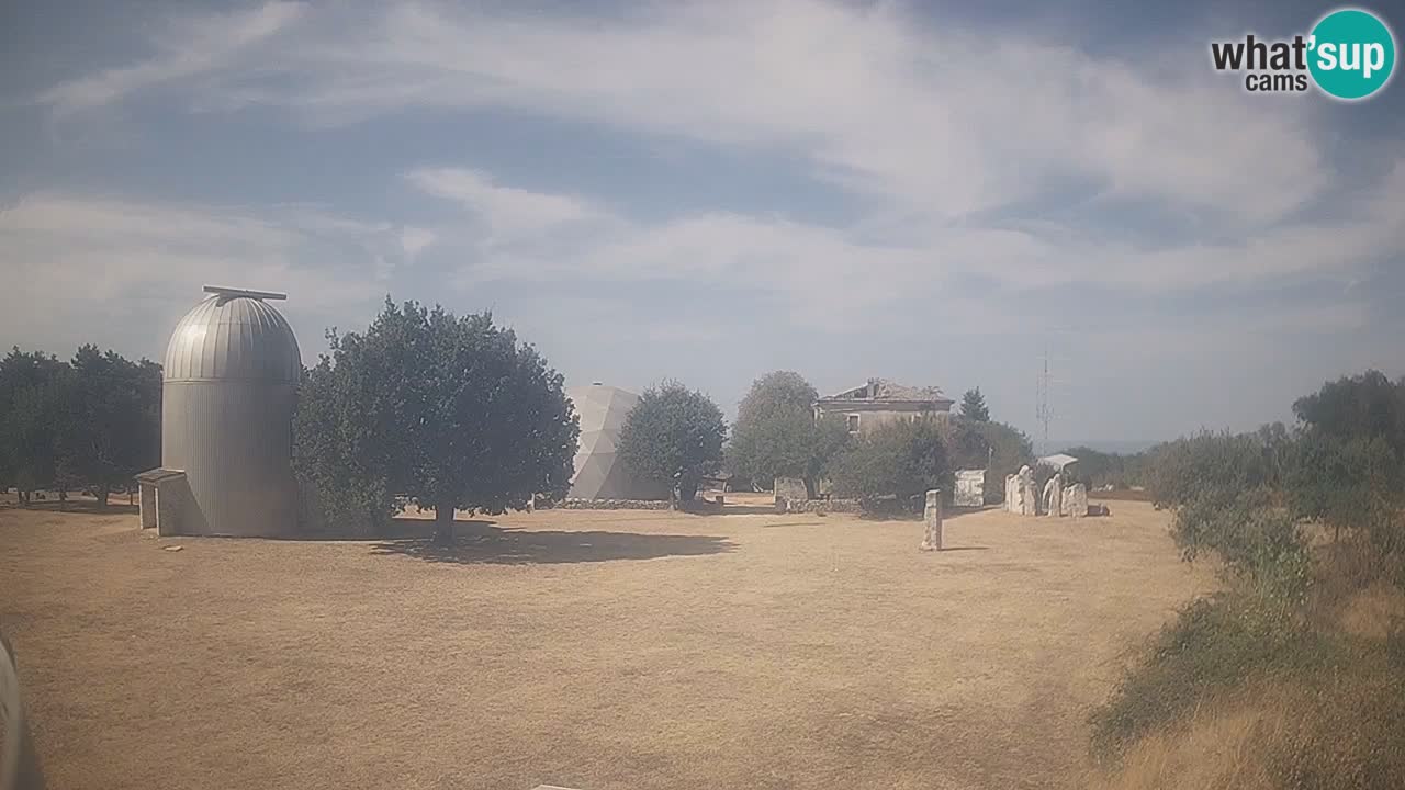 Webcam en direct de l’Observatoire de Višnjan – Explorez le ciel, les astéroïdes, les comètes et les météoroïdes