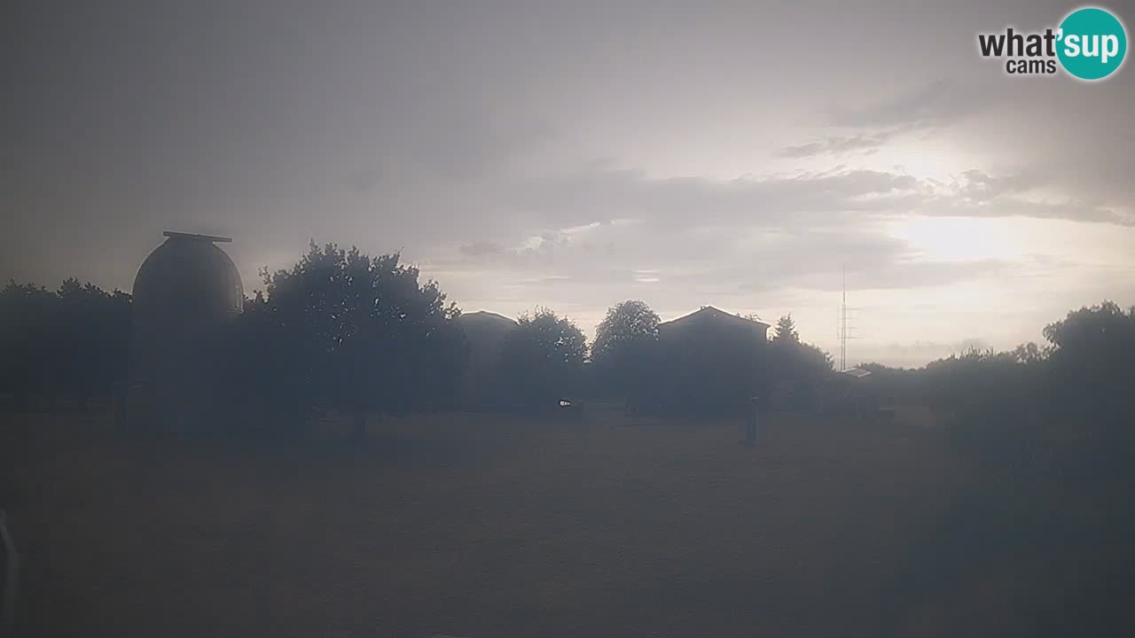 Webcam en direct de l’Observatoire de Višnjan – Explorez le ciel, les astéroïdes, les comètes et les météoroïdes