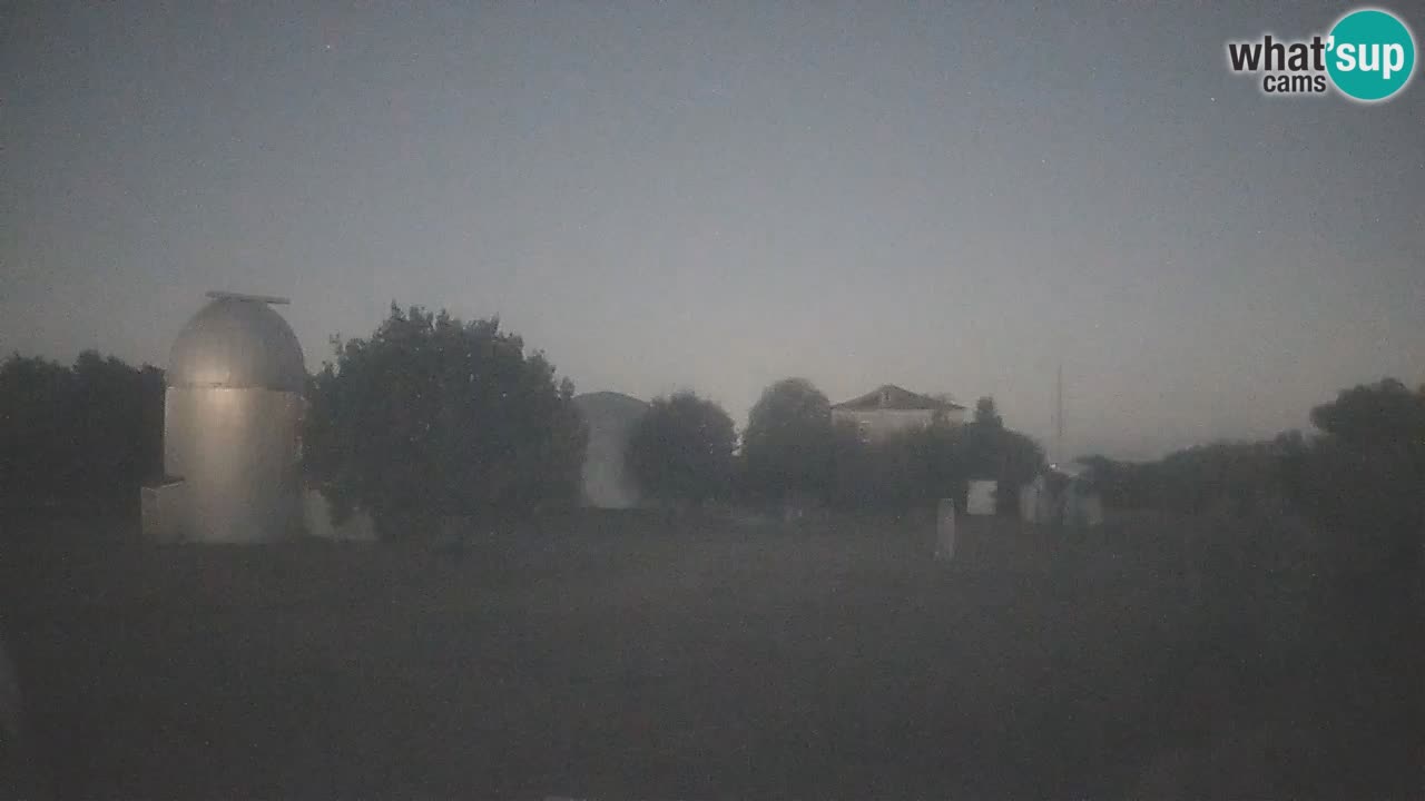 Webcam en direct de l’Observatoire de Višnjan – Explorez le ciel, les astéroïdes, les comètes et les météoroïdes