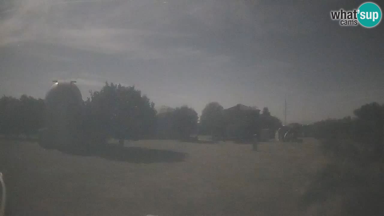 Višnjan-Observatorium Live Webcam – Explore the Sky, Asteroids, Comets, and Meteoroids