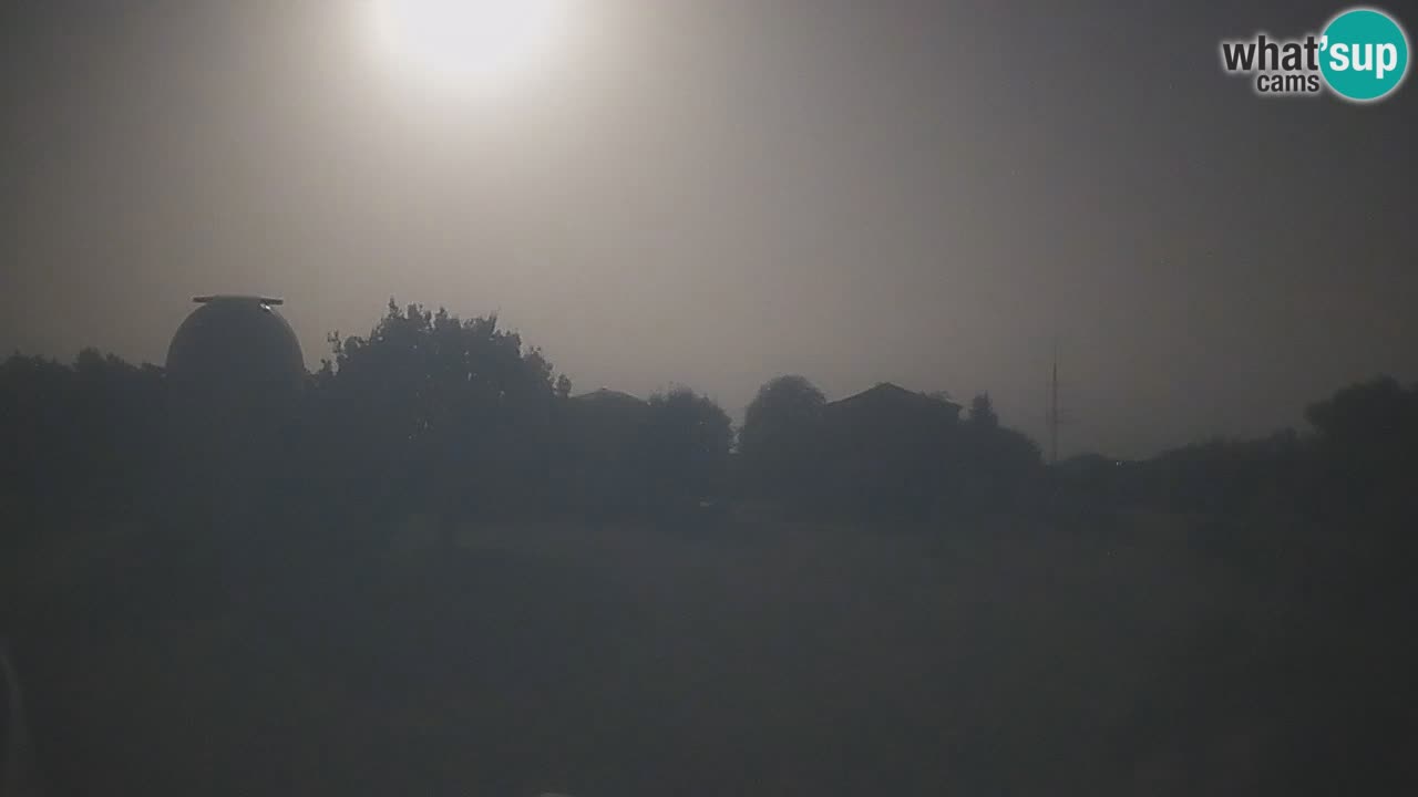 Webcam en direct de l’Observatoire de Višnjan – Explorez le ciel, les astéroïdes, les comètes et les météoroïdes
