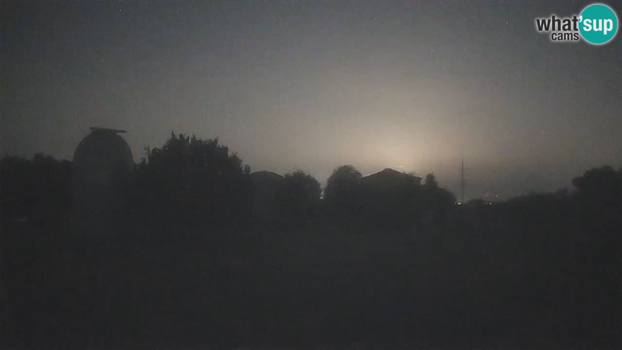 Webcam en direct de l’Observatoire de Višnjan – Explorez le ciel, les astéroïdes, les comètes et les météoroïdes
