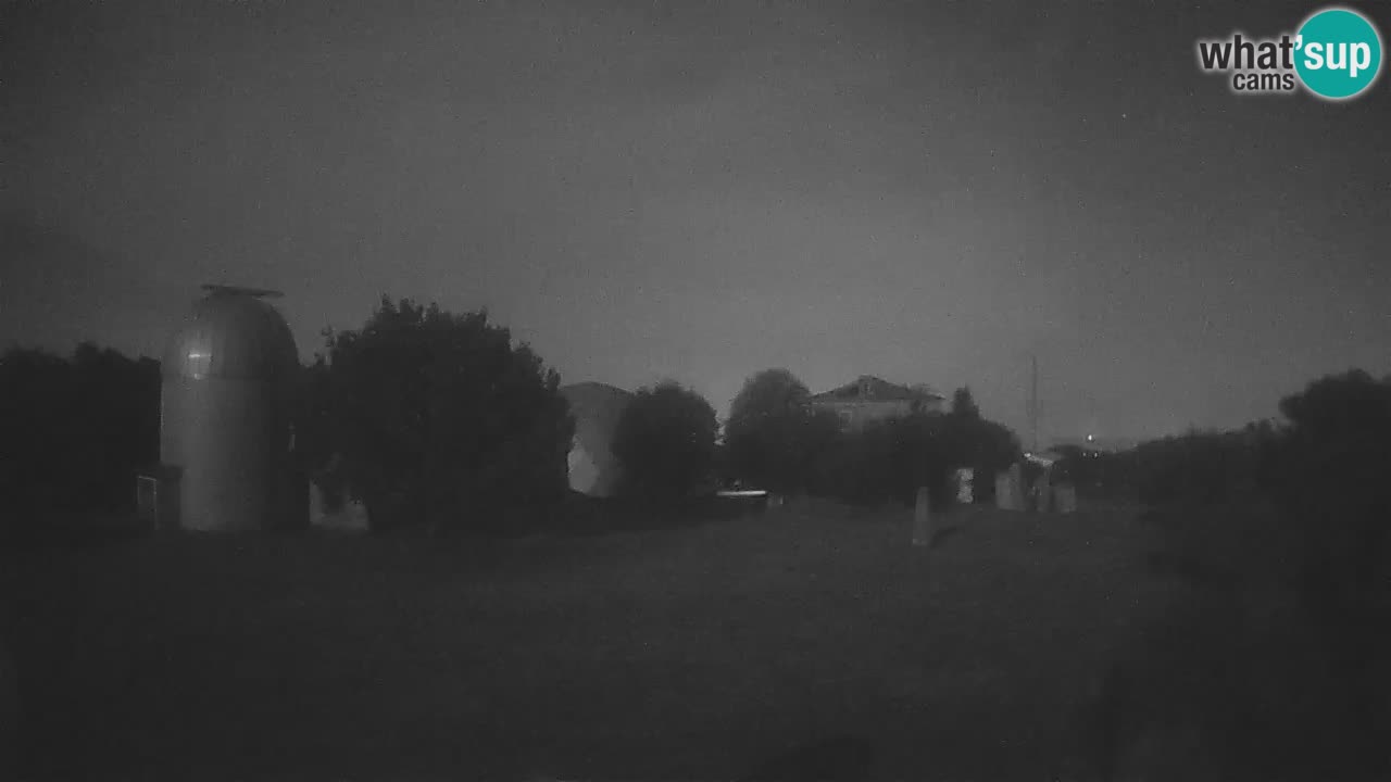 Višnjan Observatory Live Webcam – Explore the Sky, Asteroids, Comets, and Meteoroids