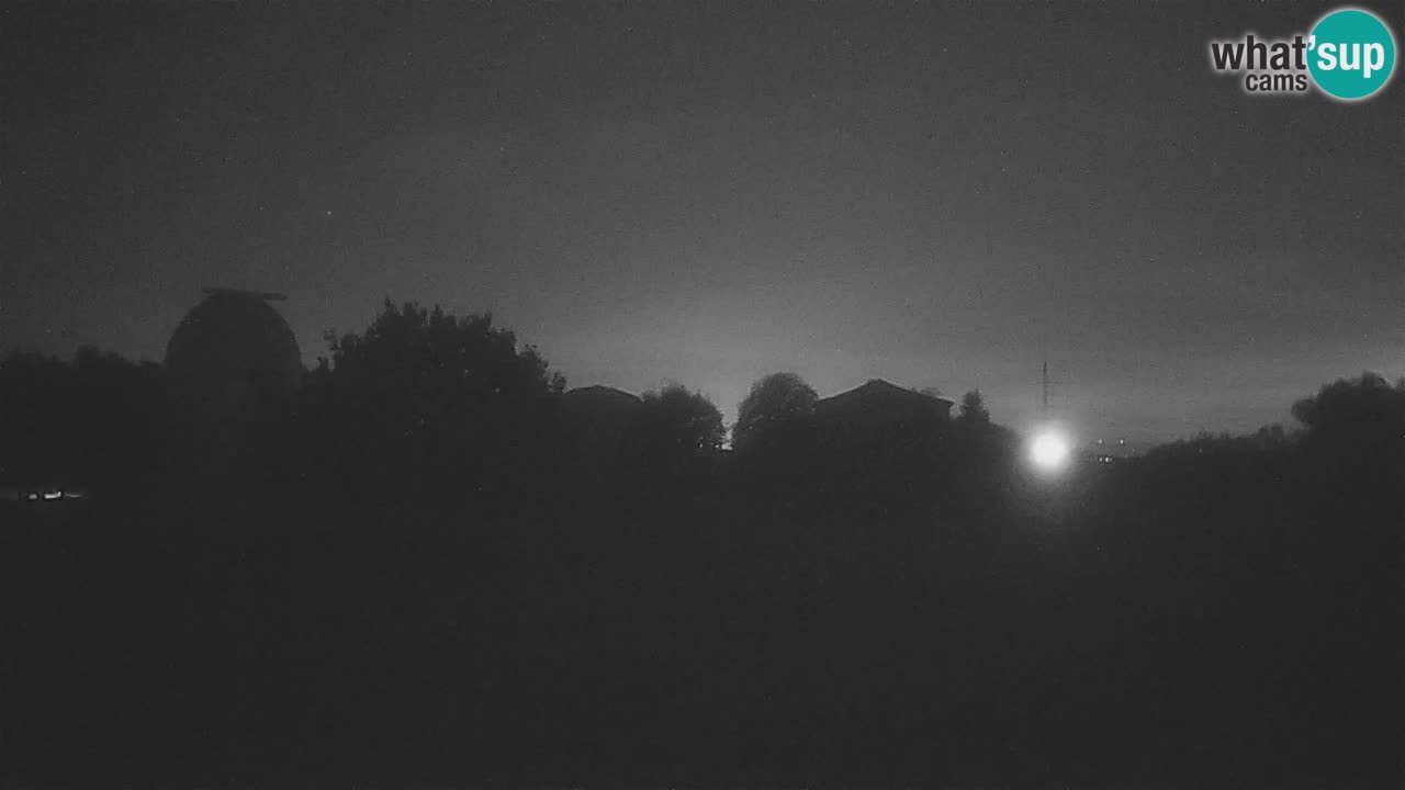 Višnjan Observatory Live Webcam – Explore the Sky, Asteroids, Comets, and Meteoroids