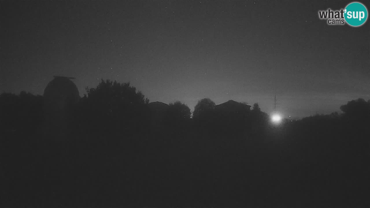 Višnjan-Observatorium Live Webcam – Explore the Sky, Asteroids, Comets, and Meteoroids