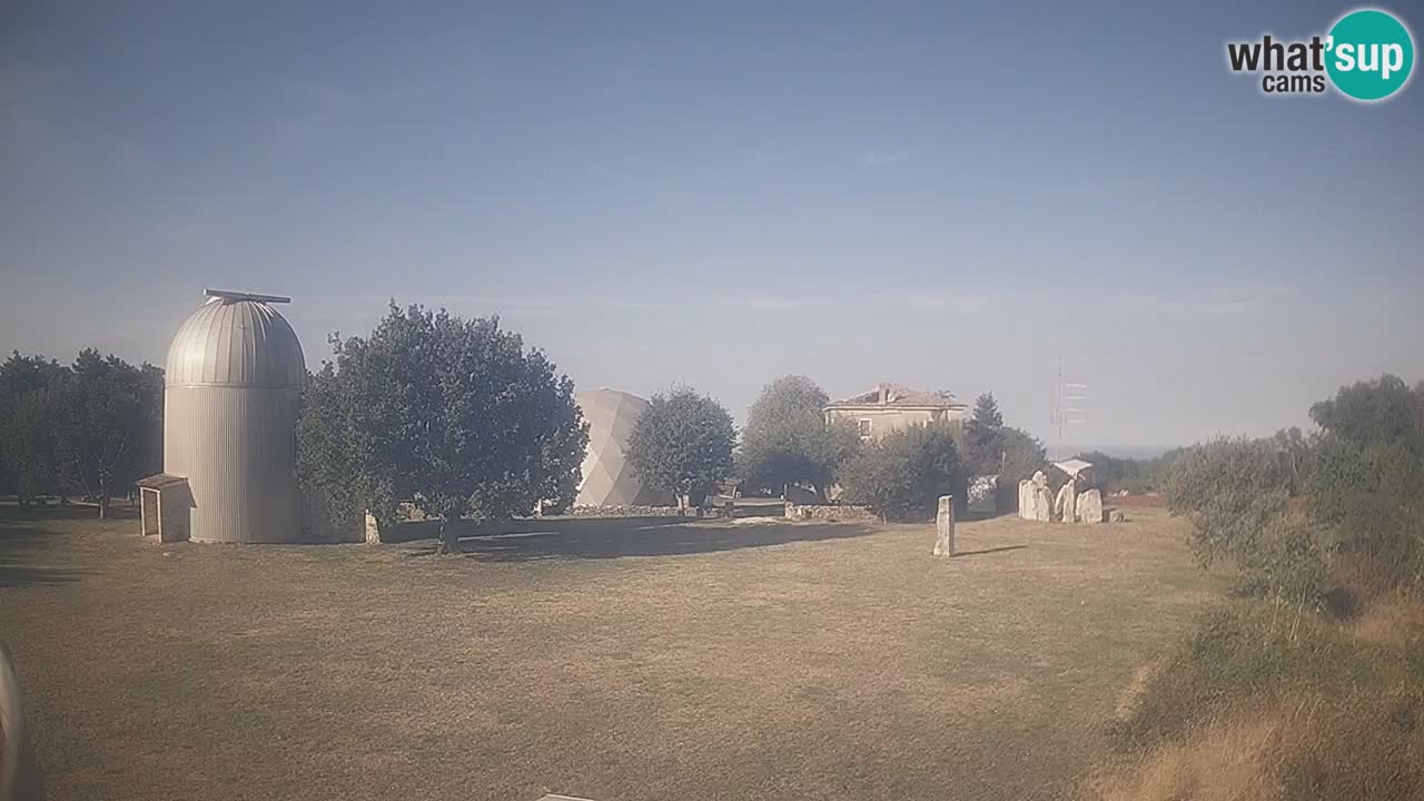 Višnjan Observatory Live Webcam – Explore the Sky, Asteroids, Comets, and Meteoroids