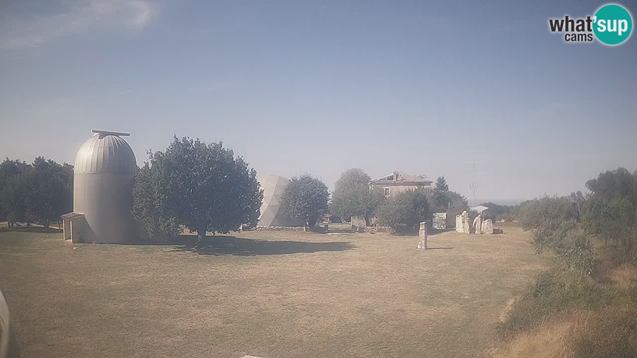 Višnjan Observatory Live Webcam – Explore the Sky, Asteroids, Comets, and Meteoroids