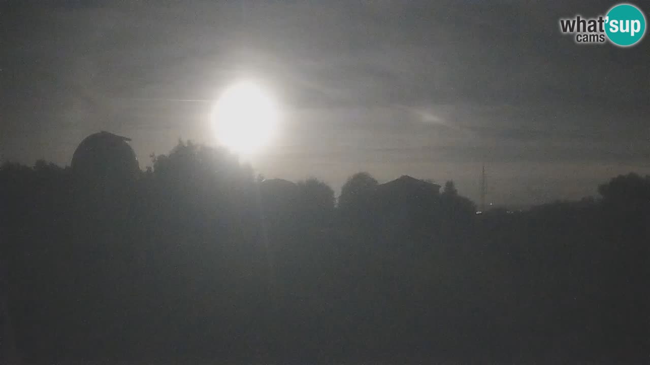 Višnjan Observatory Live Webcam – Explore the Sky, Asteroids, Comets, and Meteoroids