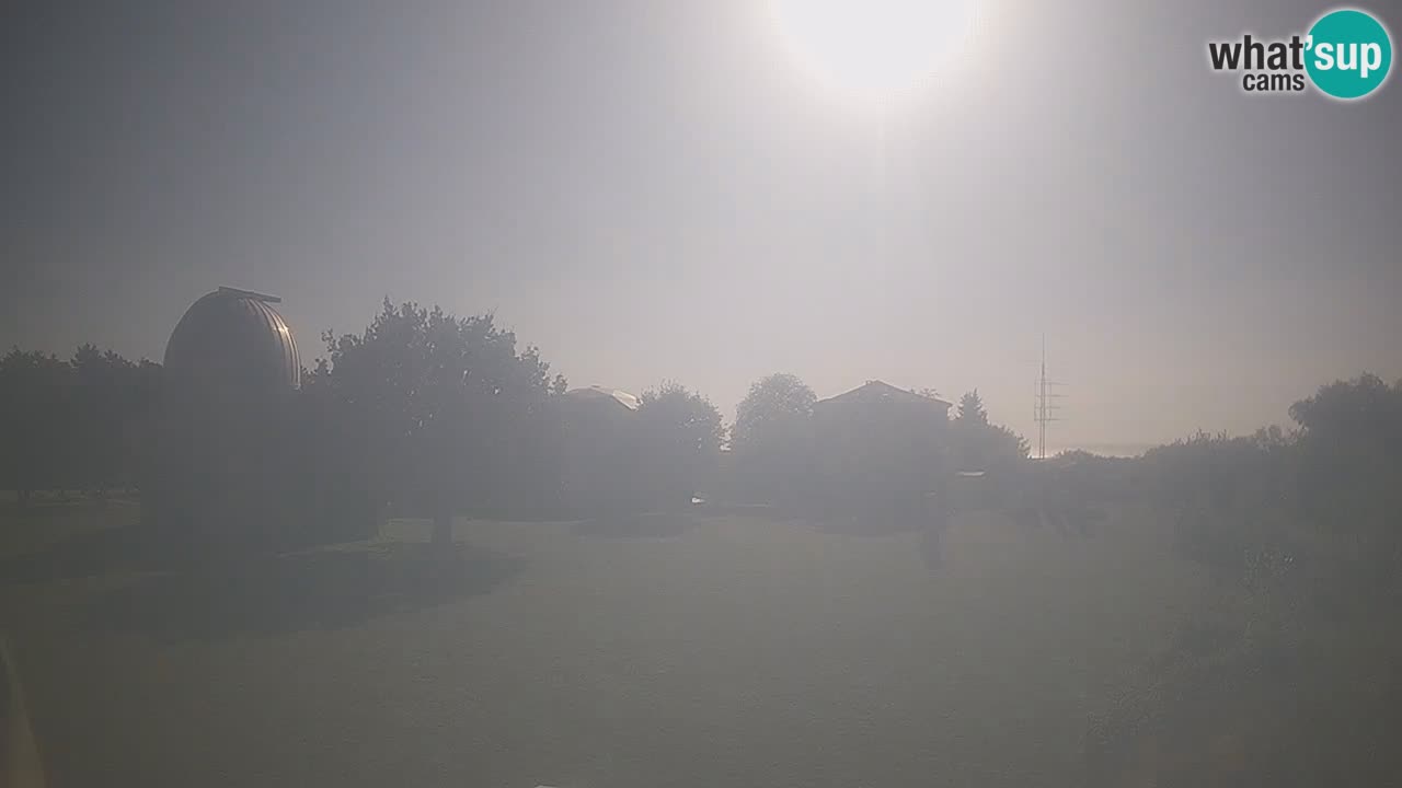 Webcam en direct de l’Observatoire de Višnjan – Explorez le ciel, les astéroïdes, les comètes et les météoroïdes