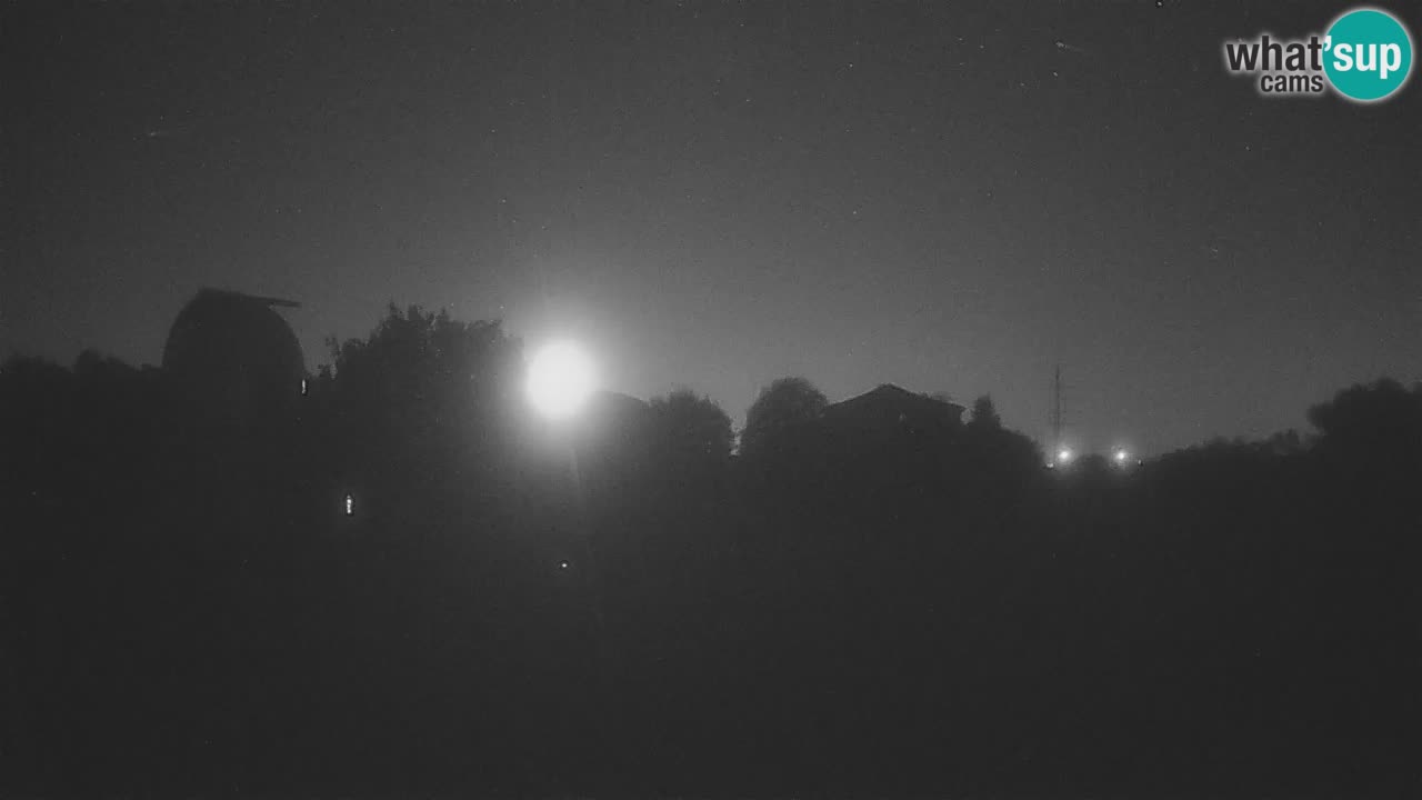 Webcam en direct de l’Observatoire de Višnjan – Explorez le ciel, les astéroïdes, les comètes et les météoroïdes
