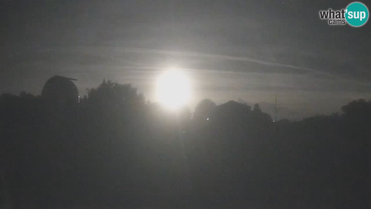 Višnjan-Observatorium Live Webcam – Explore the Sky, Asteroids, Comets, and Meteoroids