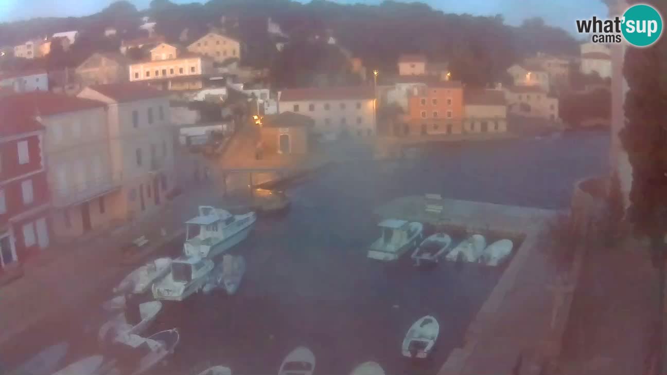 Webcam Live – The harbor and the bay of Veli Lošinj