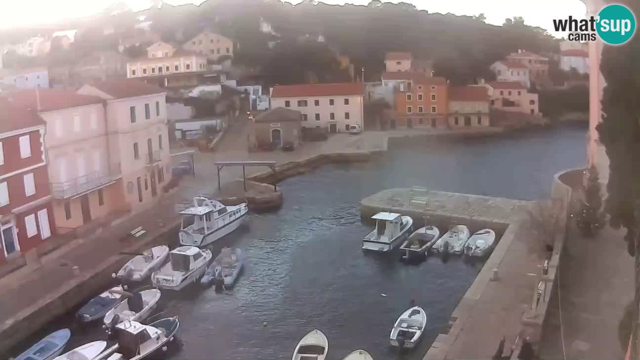 Webcam Live – The harbor and the bay of Veli Lošinj