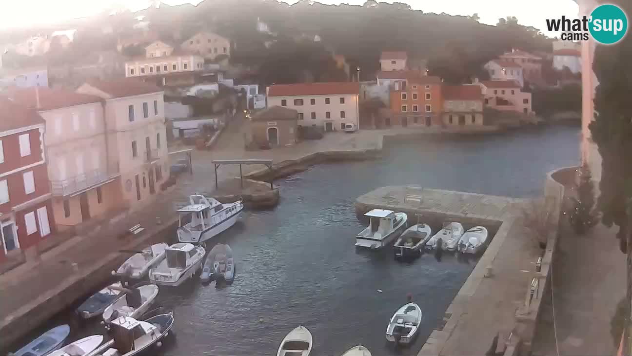 Webcam Live – The harbor and the bay of Veli Lošinj