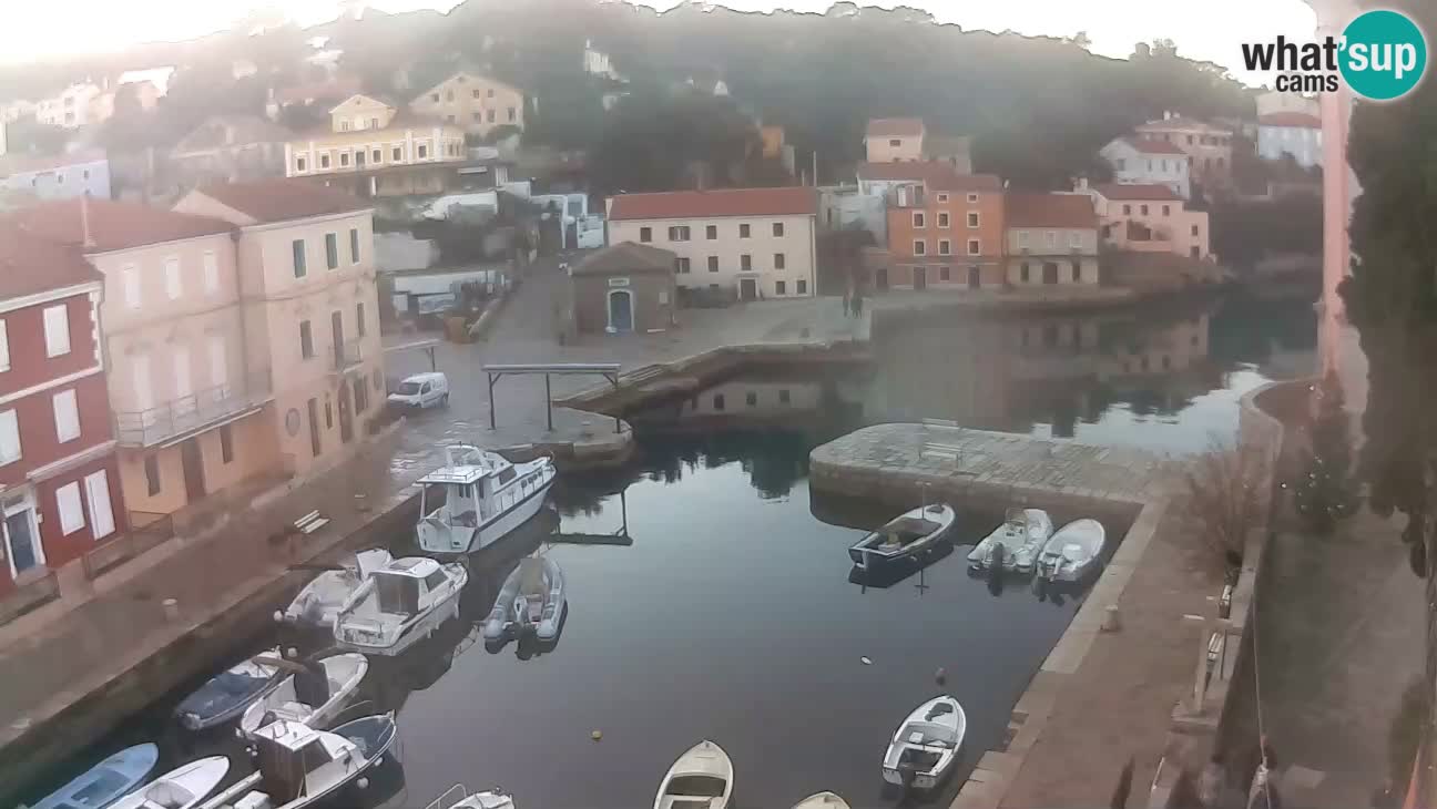 Webcam Live – The harbor and the bay of Veli Lošinj