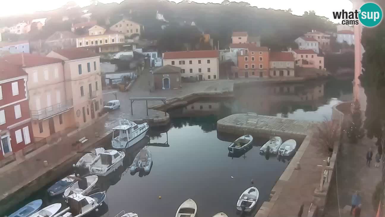 Webcam – Le port et la baie de Veli Lošinj