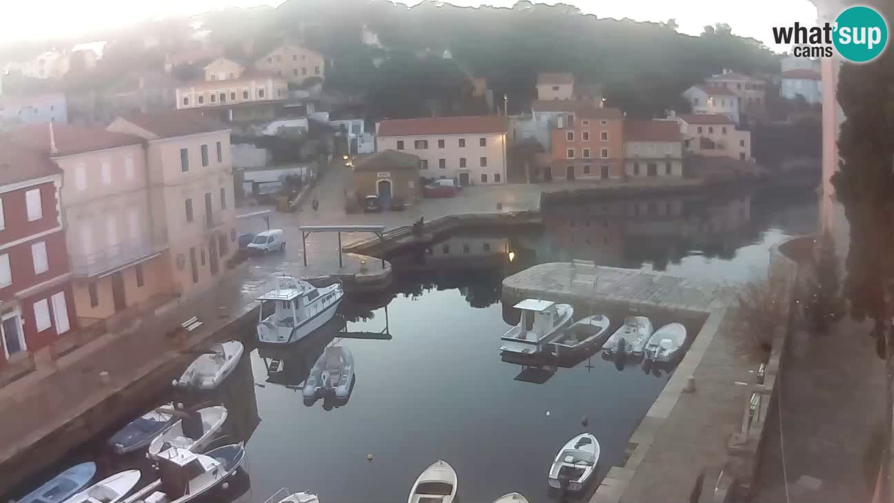 Webcam – Le port et la baie de Veli Lošinj