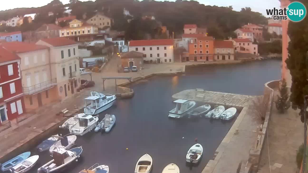 Webcam Live – The harbor and the bay of Veli Lošinj