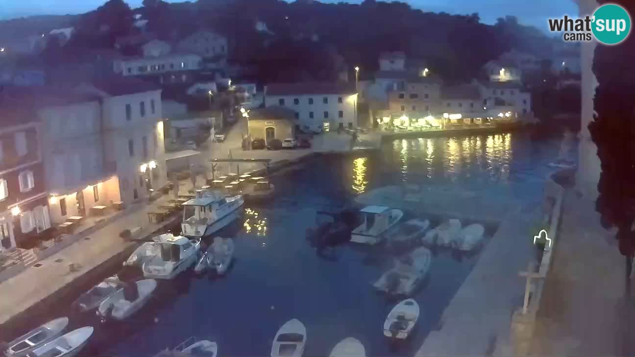 Webcam Live – The harbor and the bay of Veli Lošinj