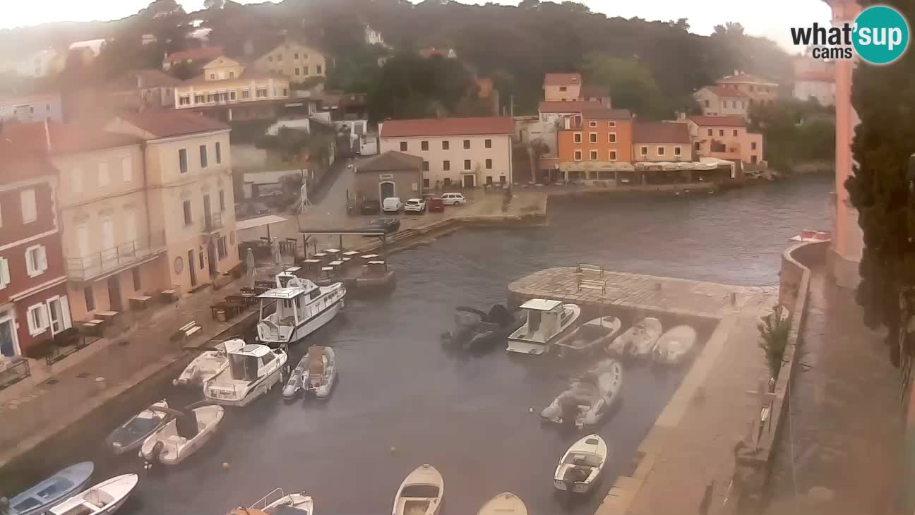 Spletna kamera – Pristanišče in zaliv v Velem Lošinju